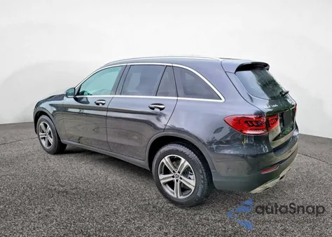 2021 Mercedes-Benz Glc 300 from USA, damaged, VIN W1N0G8DB1MF903565
